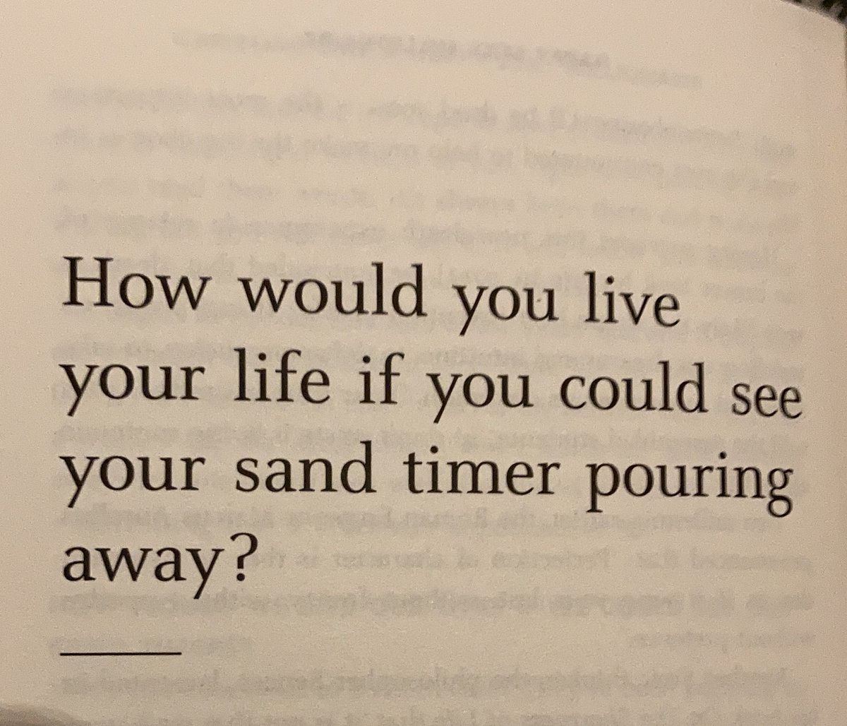 JacobJoeCollins's tweet image. Finally finished @SteveBartlettSC book! Not only an inspiring story but a thought-provoking perspective on life and the unrealistic perfection portrayed on social media. I think I’m going to buy a sand timer for my desk ... ⏳⌛️