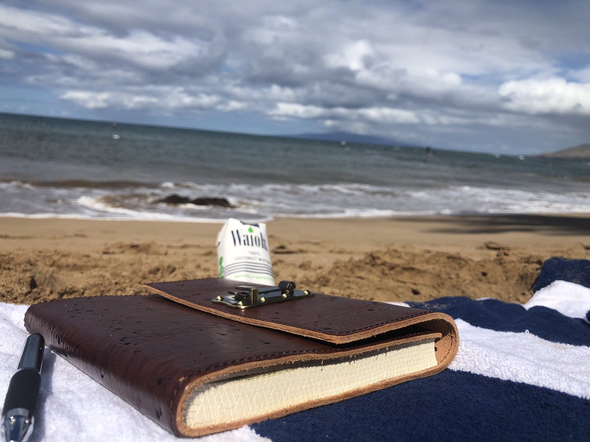 tallbruvv's tweet image. Notes...notes... and more notes! 💯 #lifelonglearning #masterstudent