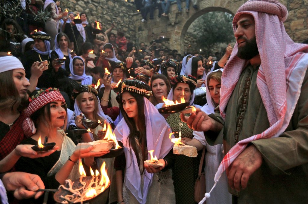 بمناسبة عيد راس السنة الايزيدية لايسعني الا ان اهنئ وابارك لجميع اخوتنا الايزيديين عامة في العراق وخارجه وأن يكون عام تنتهي فيه احزانهم بعودة جميع المختطفات ومعاناتهم بالعوده الكريمة الى ديارهم اللهم امين #رأس_السنة_الايزيدية