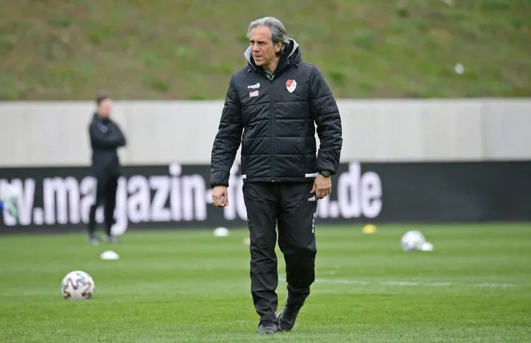 Serdar Dayat ⚽️🧿💪🏻
#TürkgücüMünchen #GreatCoach