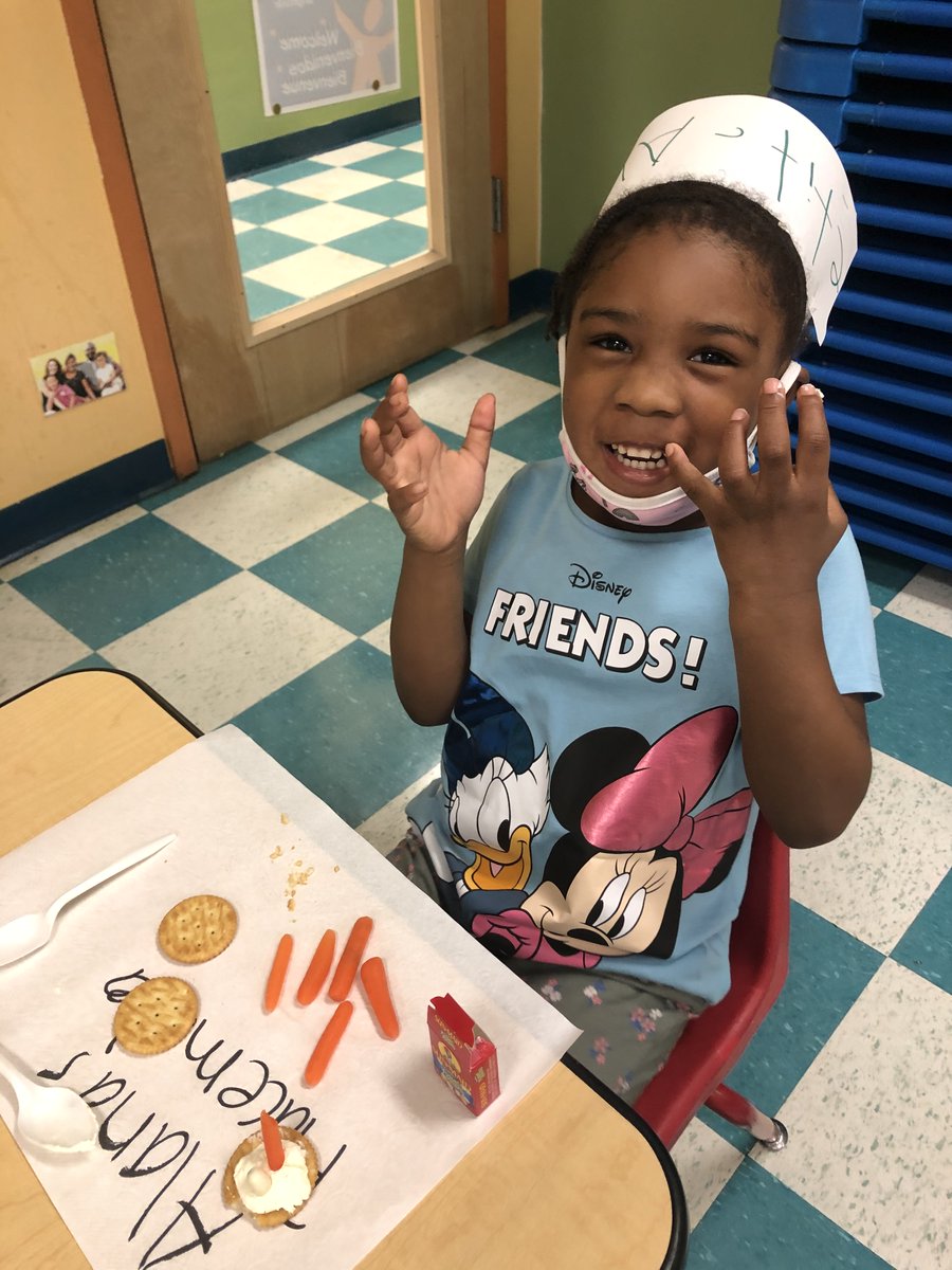 bsaece's tweet photo. BSA continues its WOYC celebrations today with Tasty Tuesday! We learned about healthy eating and fitness at home and school and how cooking connects math, literacy, and science while teaching children healthy habits!
#WOYC2021 #BSAece #earlyeducation #pittsburgh #philadelphia https://t.co/w0oT5TCoph