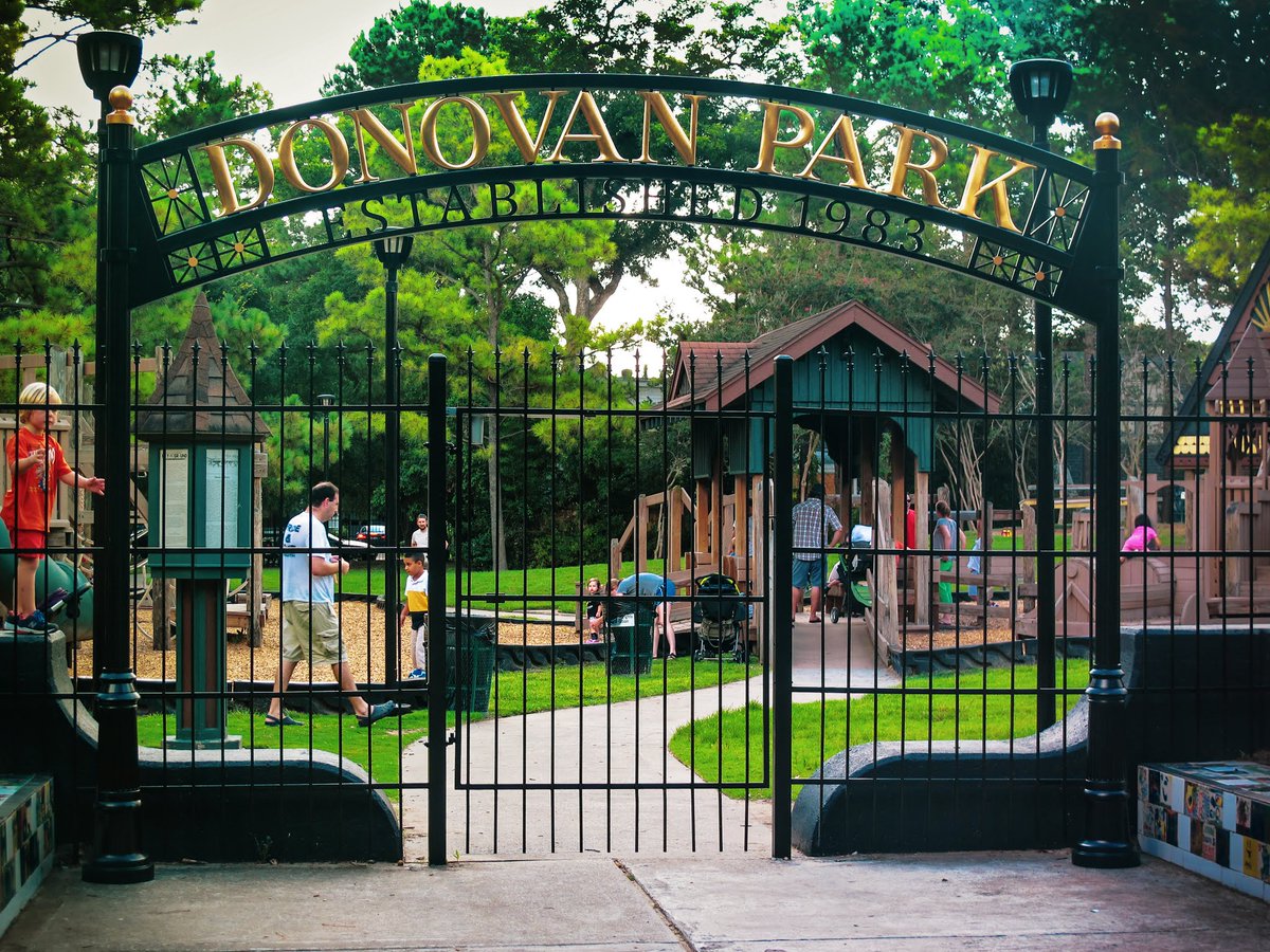 Houston Heights Association tweet media