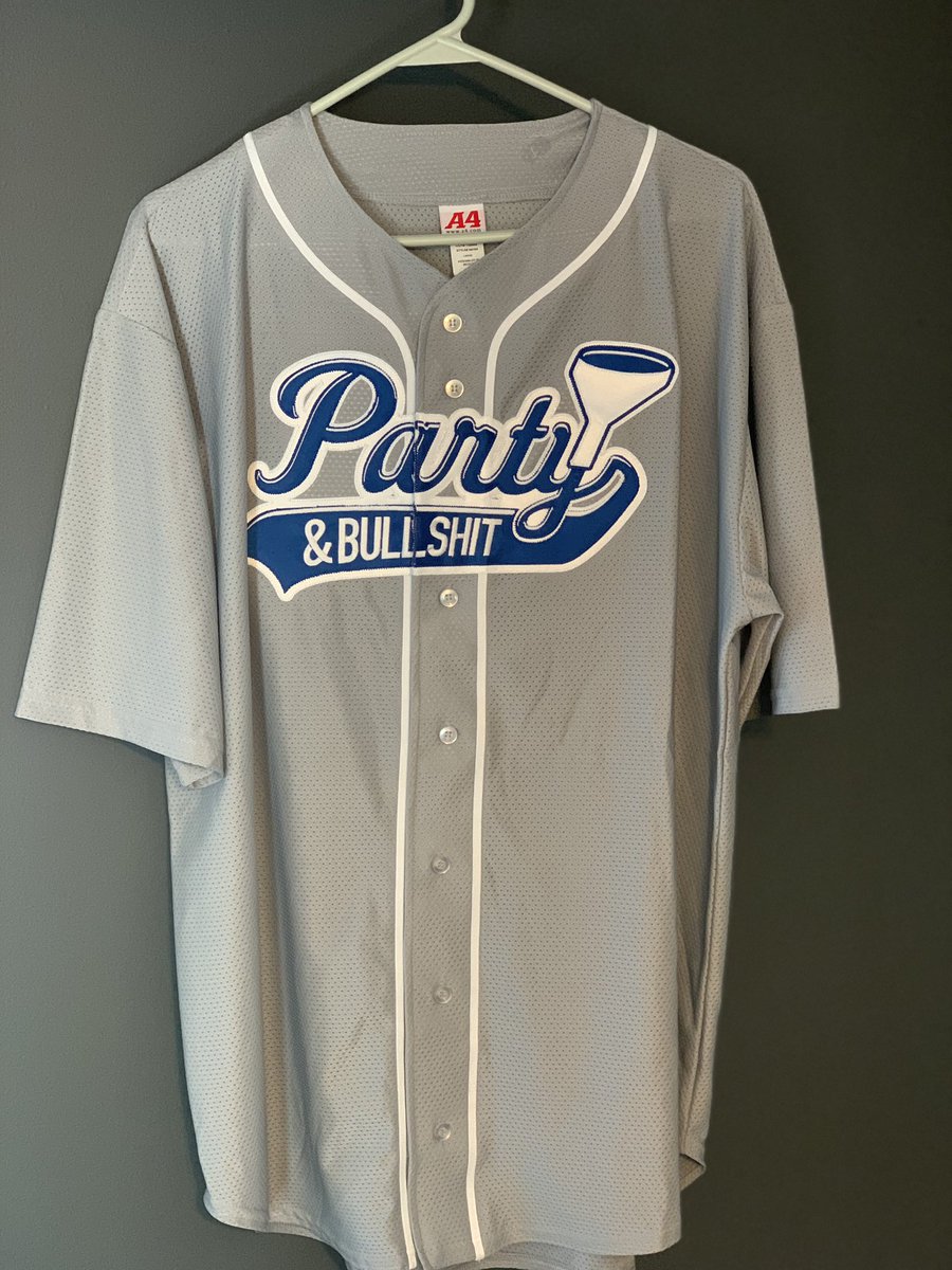 EiuParty's tweet photo. Darty szn is here☀️ Want to rock this 1 of 1 Party &amp; Bullshit Jersey? Just do everything listed below for a chance to win. 

⁃Follow @EiuParty
⁃Like and retweet this post
⁃Tag a friend

WINNER ANNOUNCED THIS SATURDAY 4/17.

Good luck, and party on🍻 https://t.co/pvchlHPkJq