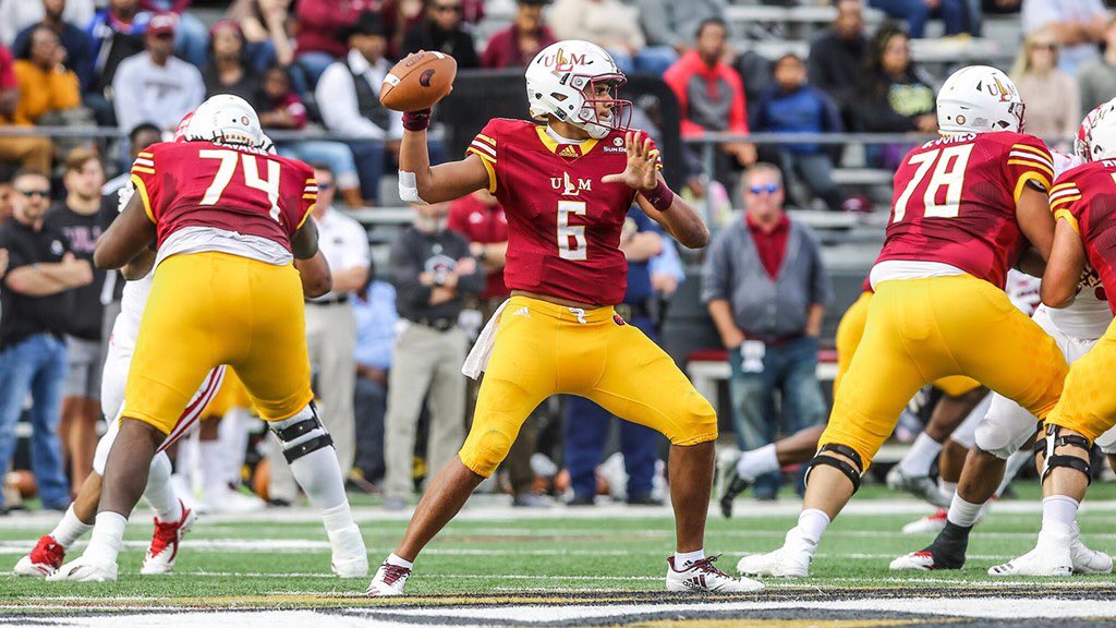 Denniswilburn8's tweet photo. Blessed to receive an offer from the University Of Louisiana at Monroe ‼️
#GoWarhawks
@CoachSerchia 
@Coach_MavMorris 
 @JuCoFootballACE https://t.co/u1Jh22CxfN