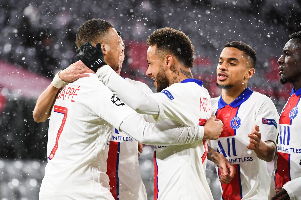 QUA-LI-FIÉS ! #UCL 🔴🔵