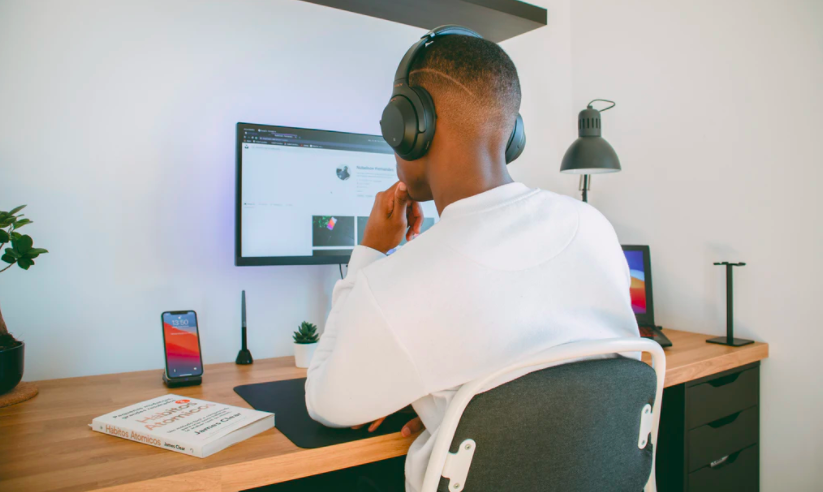 renocollective tweet media