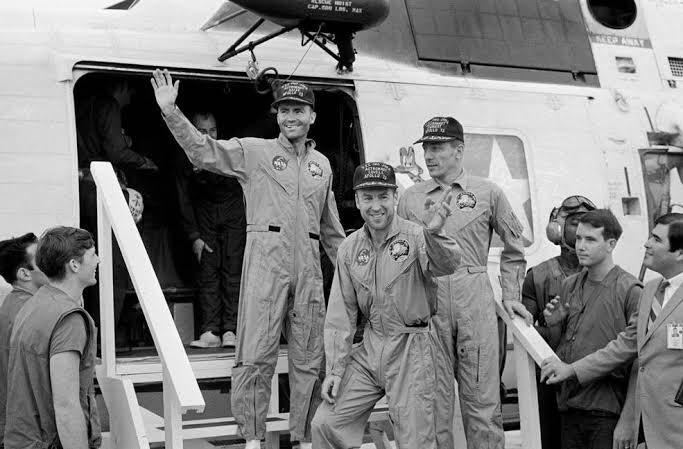 marinamaral2's tweet photo. On this day in 1970, Apollo 13 announces "Okay, Houston, we've had a problem here", as Beech-built oxygen tank explodes en route to the Moon. https://t.co/WbFEfJb4tb