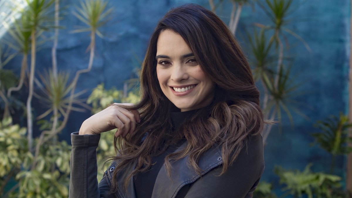 dgataric's tweet photo. Mi actriz favorita de Telemundo @ScarletGruber 😀

#ScarletGruber #Telemundo #Televisa #CositaLinda #TierraDeReyes #SinTuMirada #MedicosLineaDeVida #QuererloTodo #SiNosDejan #Actriz #Telenovela #MexicanActriz https://t.co/pO50jzbaYu