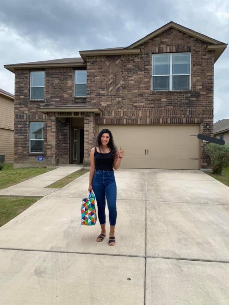 Jenelllio's tweet image. 22 and a home owner, so blessed she’s finally all mine 🤩