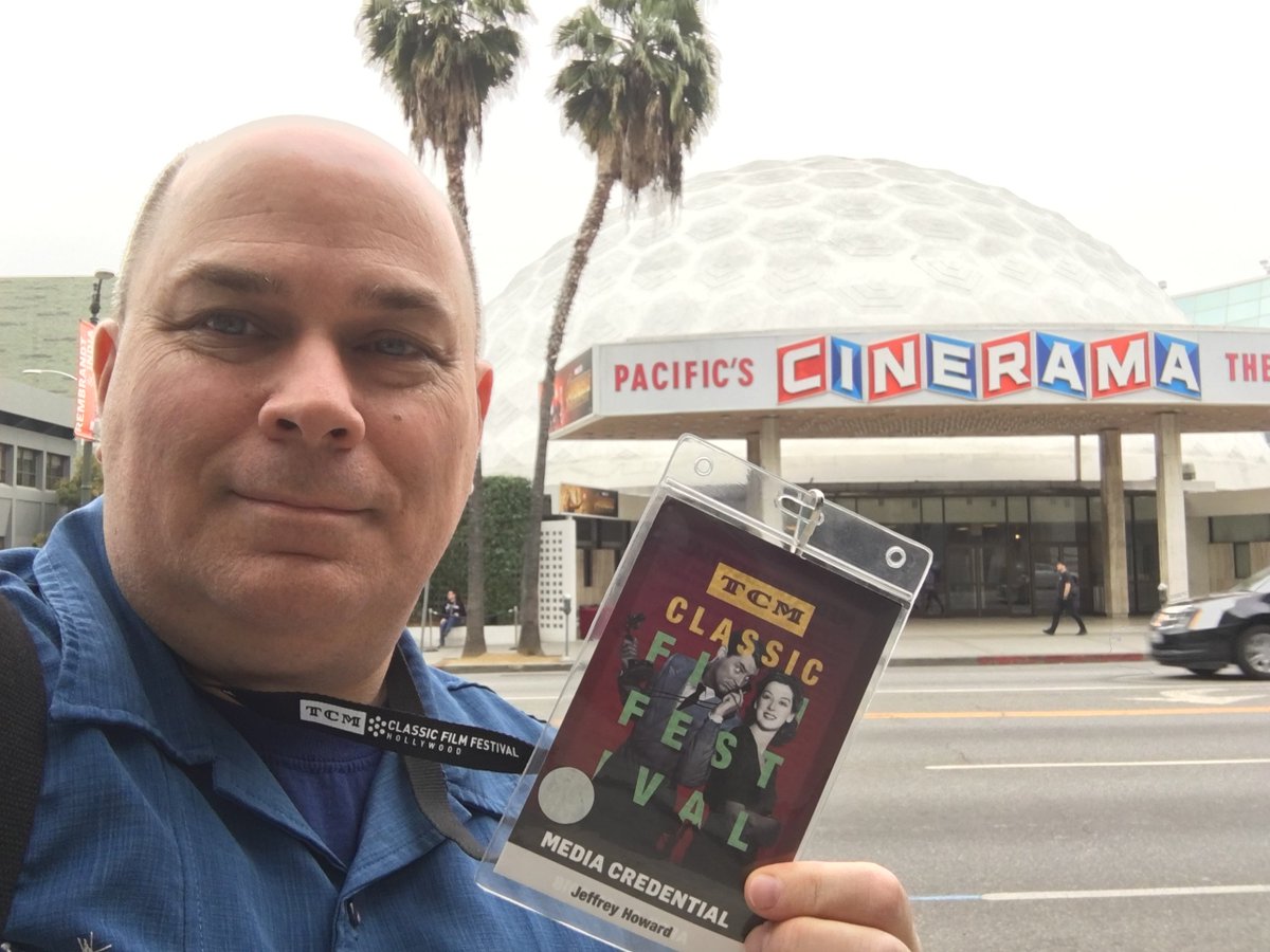 VegasFilmCritic's tweet photo. Heartbroken over the closure of the @ArchlightC - this can't be happening. Something must be done! #Archlight #Cinerama #CineramaDome https://t.co/W8S0XxR8Jq