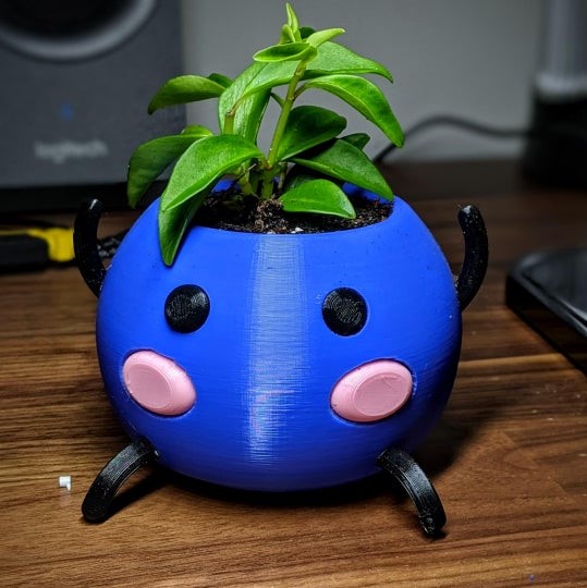 Happy planter 🌱🌱
#3dprinting #plant #3dprint #planter