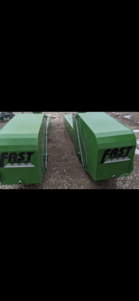 Fast 1000 gallon tanks for sale with all brackets n hardware. Will fit John Deere 8RT series. In great shape. $9500 RT’S appreciated. Thanks