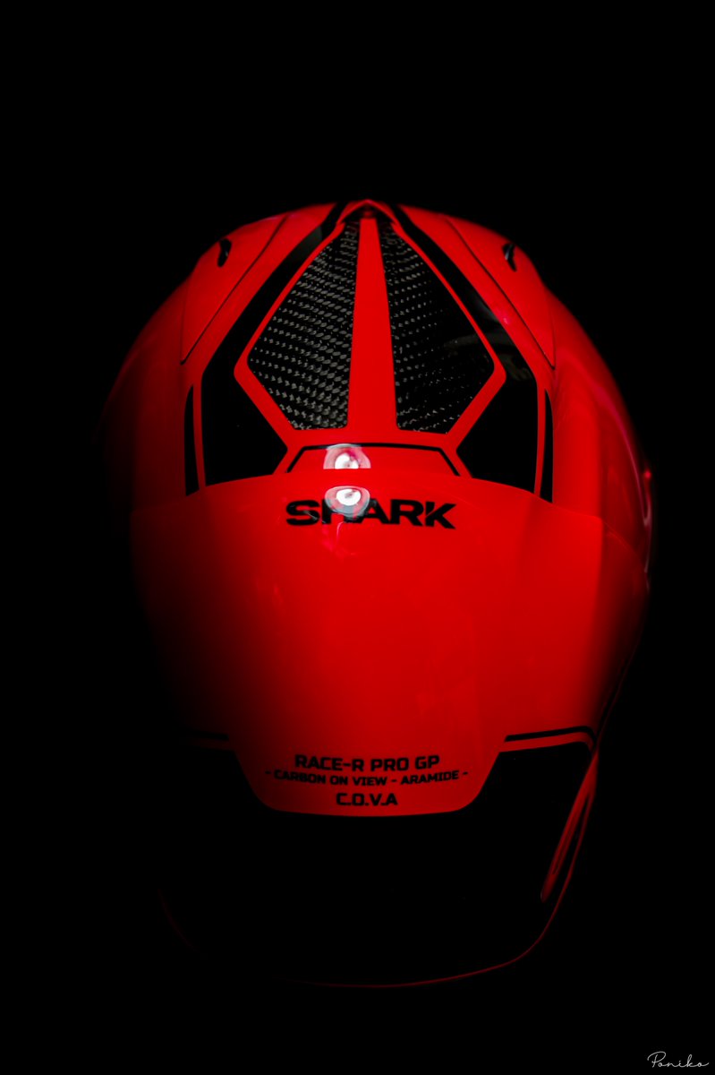 PoniRazY's tweet photo. SHARK Race R Pro Gp Blank 30TH Anniversary Red
納ヘル😈🔥
私に絶対似合うと思う。
4K👆 https://t.co/tt6KNALxhK