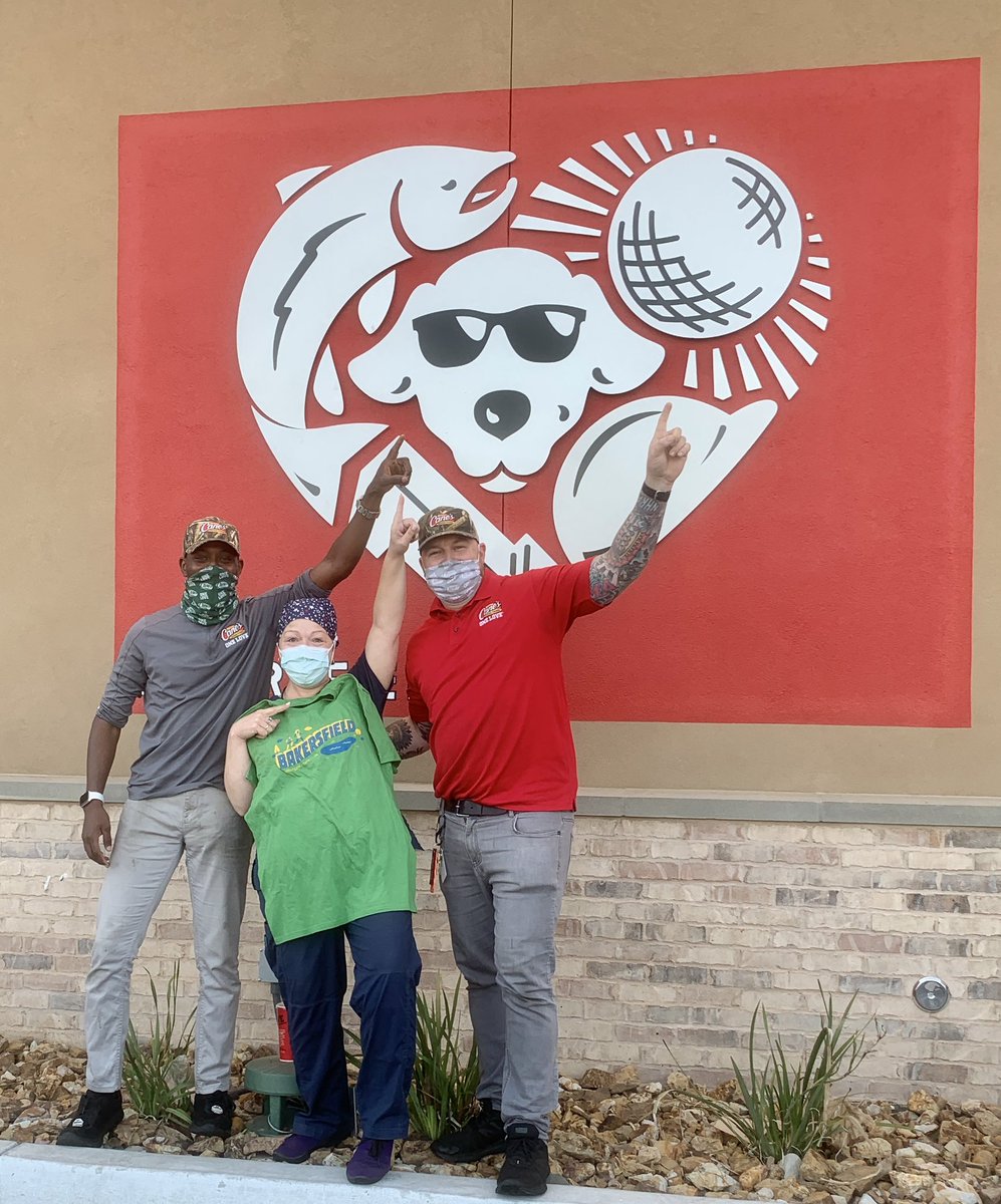 urworld's tweet photo. Special thanks to Cody and the crew at Canes #472 for making this Baton Rouge girl feel welcome. Tastes just like the mothership! These guys deserve a visit from Todd Graves! #bakersfield 
#OneLove #feelslikehome @Raising_Canes @ToddGraves https://t.co/WX0erqxdwn