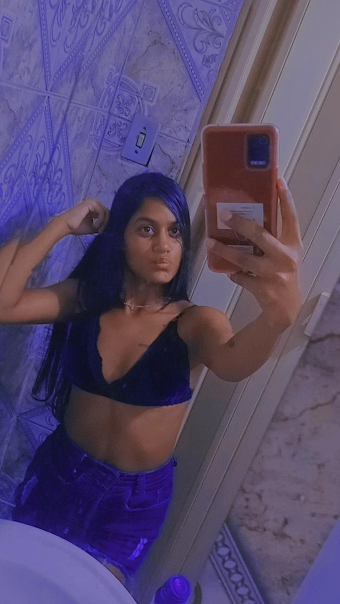 Gaab02_'s tweet photo. Gratidão a Deus por mais uma primavera!! 18tando, parabéns p mim.. 🥺🥰🥳 https://t.co/AHzFnOnE63