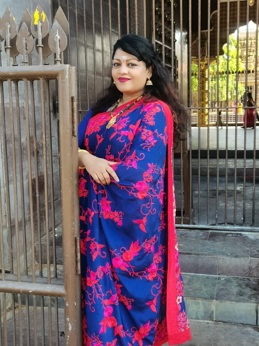 KALIARULAR_EROS's tweet photo. Happy #Tamil #TamilNewYear2021 14-4- 2021. Today We Must Wear Red & Blue For More #Blessings & #GoodHealth & #Happiness 🔵 🔴#ShivaShakthi
#DaughterOfEROS #KaliArulpragasam #Nallur #Jaffna #HappyNewYear2021 #TamilNewYear2021 #Srilanka #EROS
#DaughterOfARULAR 🔱 #FemalePower https://t.co/Lmc87sICQB