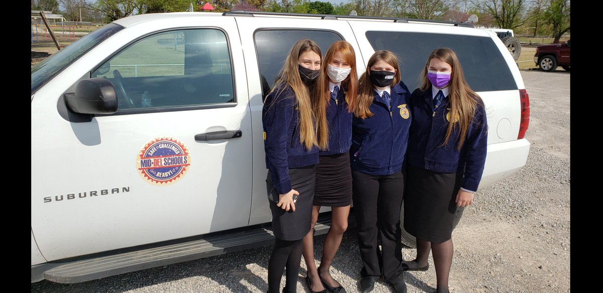 These 4 Freshman reprensted Carl Albert well tonight at the area speech contest. Good job girls!