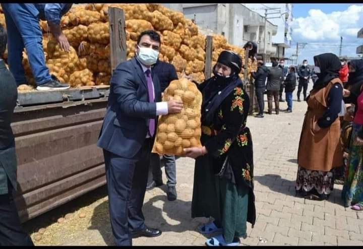 Eğer “ayıp” kavramının bir fotoğrafı olsadı, o bu olurdu.