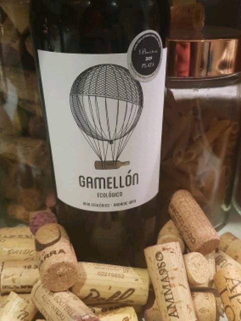 thewinebluff's tweet image. 3.5/5 , 86pts 

€7.99 @lidl_ireland 

A very decent win…. Wine from Gamellon via Vivino: vivino.com/users/stephen_…