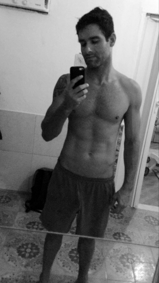 rafateyy's tweet photo. Magreza que fala né!!! https://t.co/K4wf2JQ2sF
