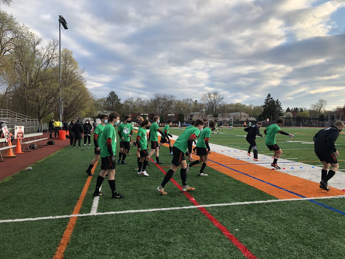 Green Dot game for Boys’ Soccer Senior Night! #D128DARING #lhsgreendot