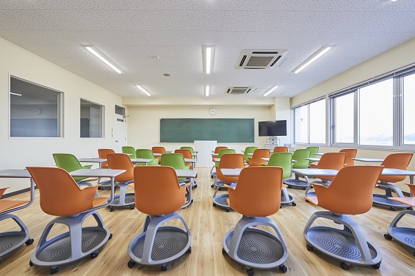 白鴎大学 在学生へ 今日と明日は履修登録期間です 4 14 9 00 16 00 4 15 9 00 12 00 前回で抽選した科目は登録できません 学生ポータルの お知らせ をよく確認してください 履修について T Co Qbwixbb365 学生ポータル T Co