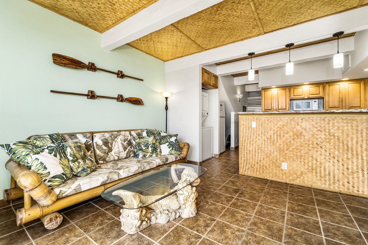 hatfieldpc's tweet image. No better time for a vacation to Hawaii!!! Our condo on the Big Island in downtown Kona is ready for you to rest, relax and explore. Check out the link if you are interested in booking.
Aloha 
evrhi.com/vrp/unit/Kona_…