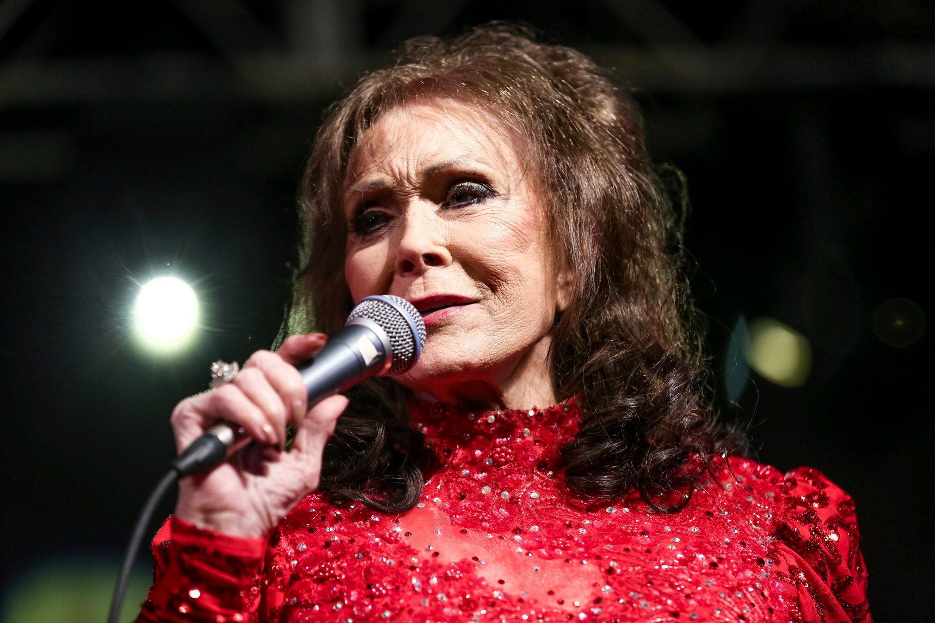              Country singer Loretta Lynn is 89 years young.  