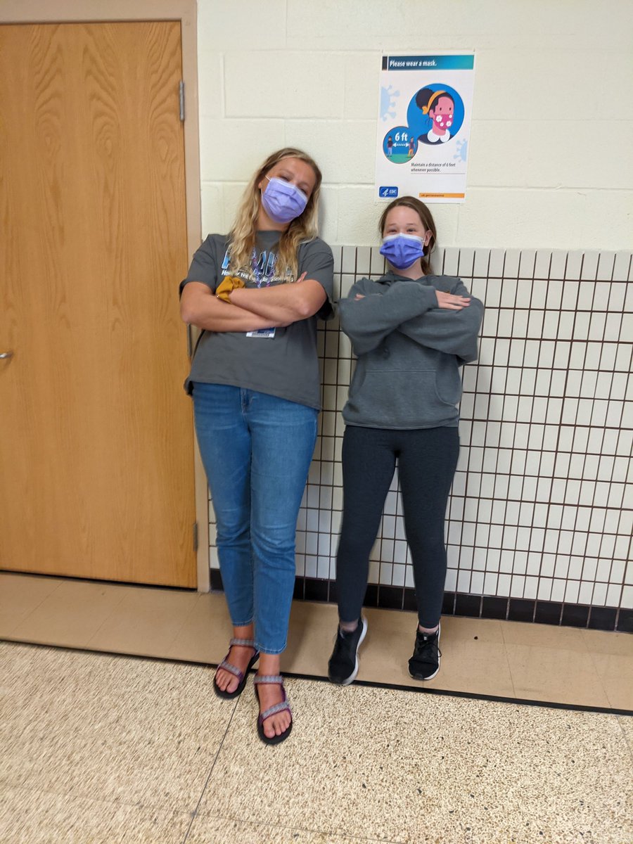 teach_MsTata's tweet photo. Thanks @LaurenDellman for this adorable photo! I love when my students join me outside before class starts to chat and be goofy :-) Building relationships are so important! https://t.co/yLdIOE5cyg