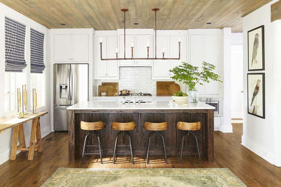 moirabrunken's tweet photo. Dreamy lakeside home in Alabama with picturesque views https://t.co/dpdKXSdPQe https://t.co/A5n74aItjW #LakeLiving #SafariRealEstate