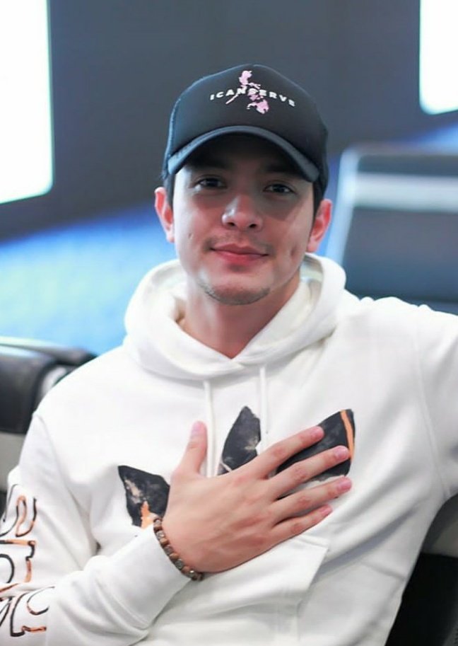Marami ka pang pangarap para sa career mo. Specially to your acting career. Dito lang kami handang sumuporta at magdadasal para mga dreams mo. SoarHigher ALDEN

Happy ako na madaming magagandang plans. Ipag pray namin na mangyari ang lahat ng yun.

#AldenRichards <a href="/aldenrichards02/">Alden Richards</a>