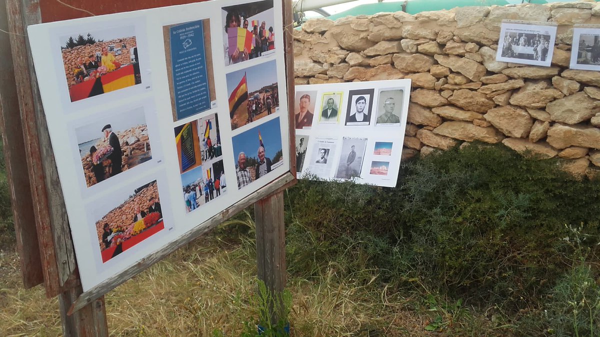 Formenterra's tweet photo. 14 de abril, 90 aniversario de la proclamación de la II República.
Honor y gloria a los exiliados, torturados, encarcelados y asesinados por la dictadura del general Francisco Franco.
" Porque fueron, somos
Porque somos,
serán...."
Hacia la III República. https://t.co/thZo9bQQoo