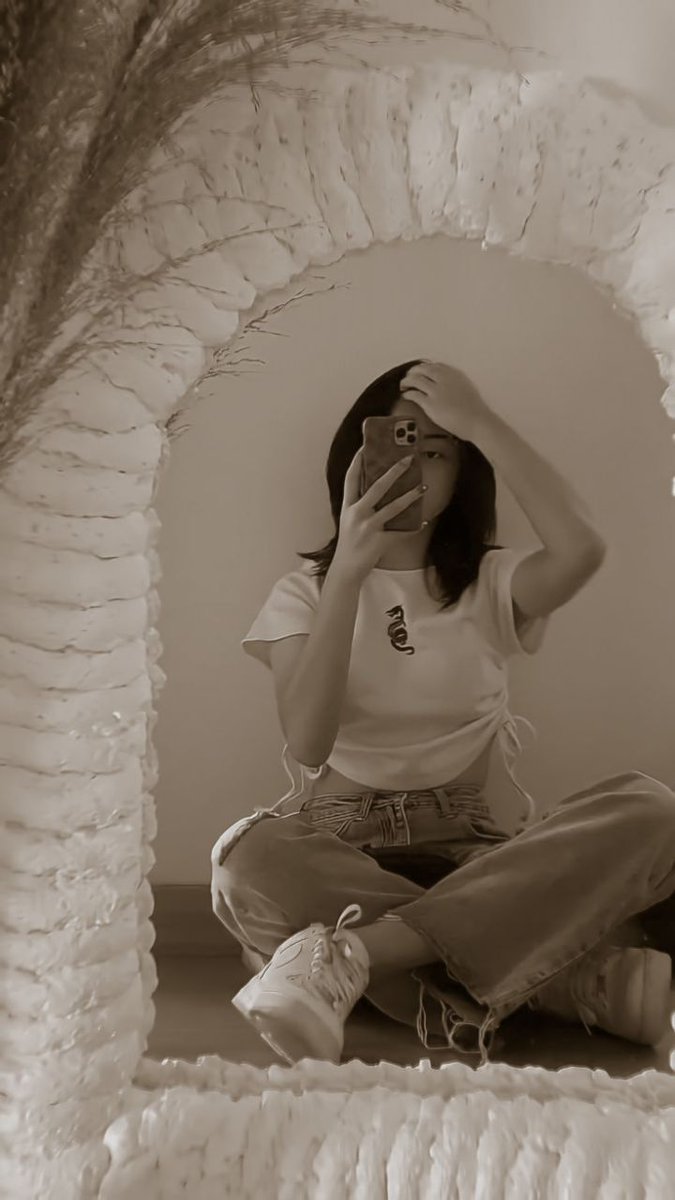 hai ka aku lanna, lanna newbie disini mungkin ada yang mau ajarin lanna? hahaha 

ayo mutualan sama lanna
mutualan ? rt / like post ini ajaa
fambest ? dm aja kaa

#roleplayerindonesia #roleplayeraccount #roleplaykpop #roleplayertwt