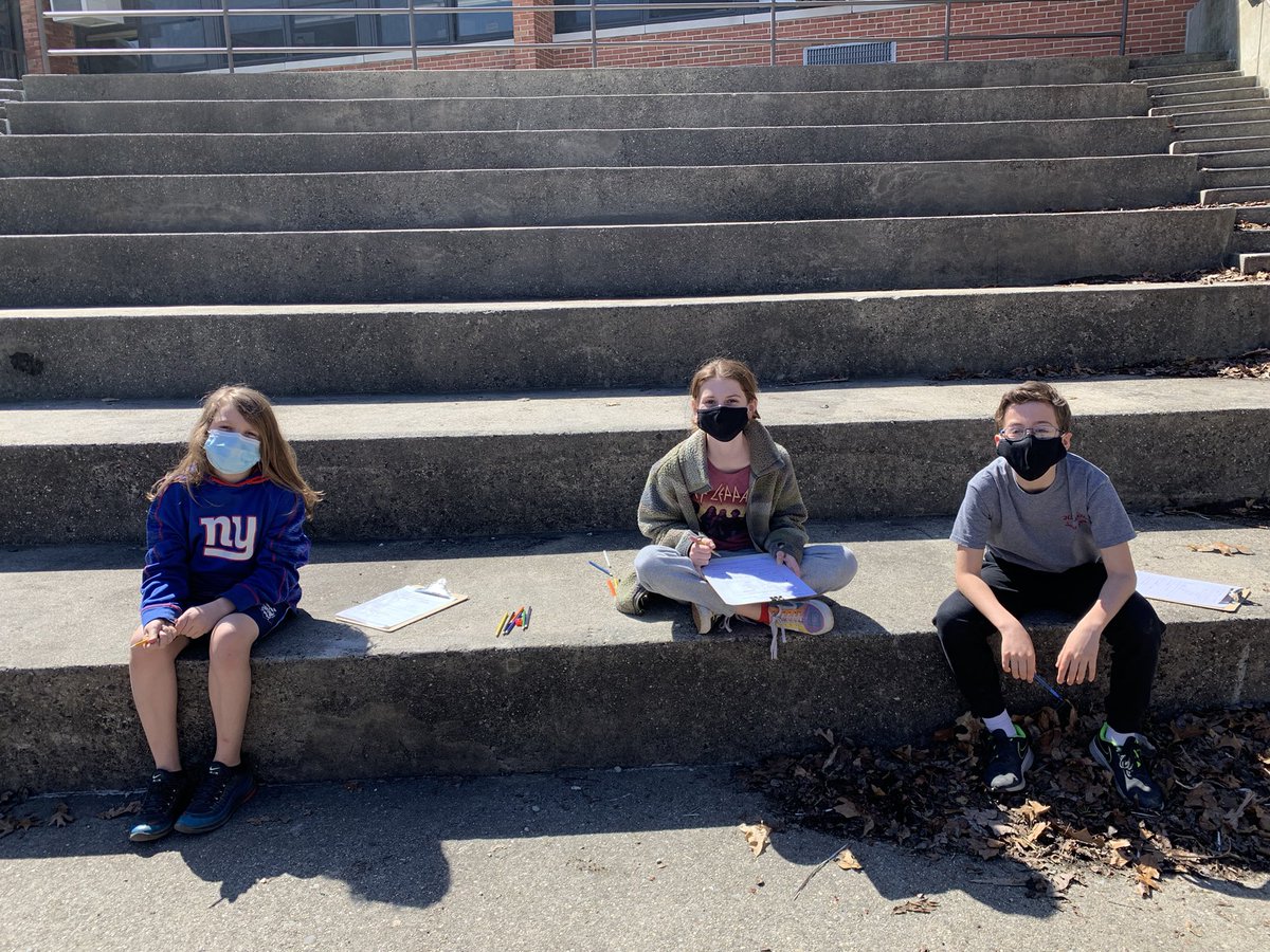 Studying ecosystems in our beautiful courtyard in this wonderful weather ☀️🌸 #thisishufsd