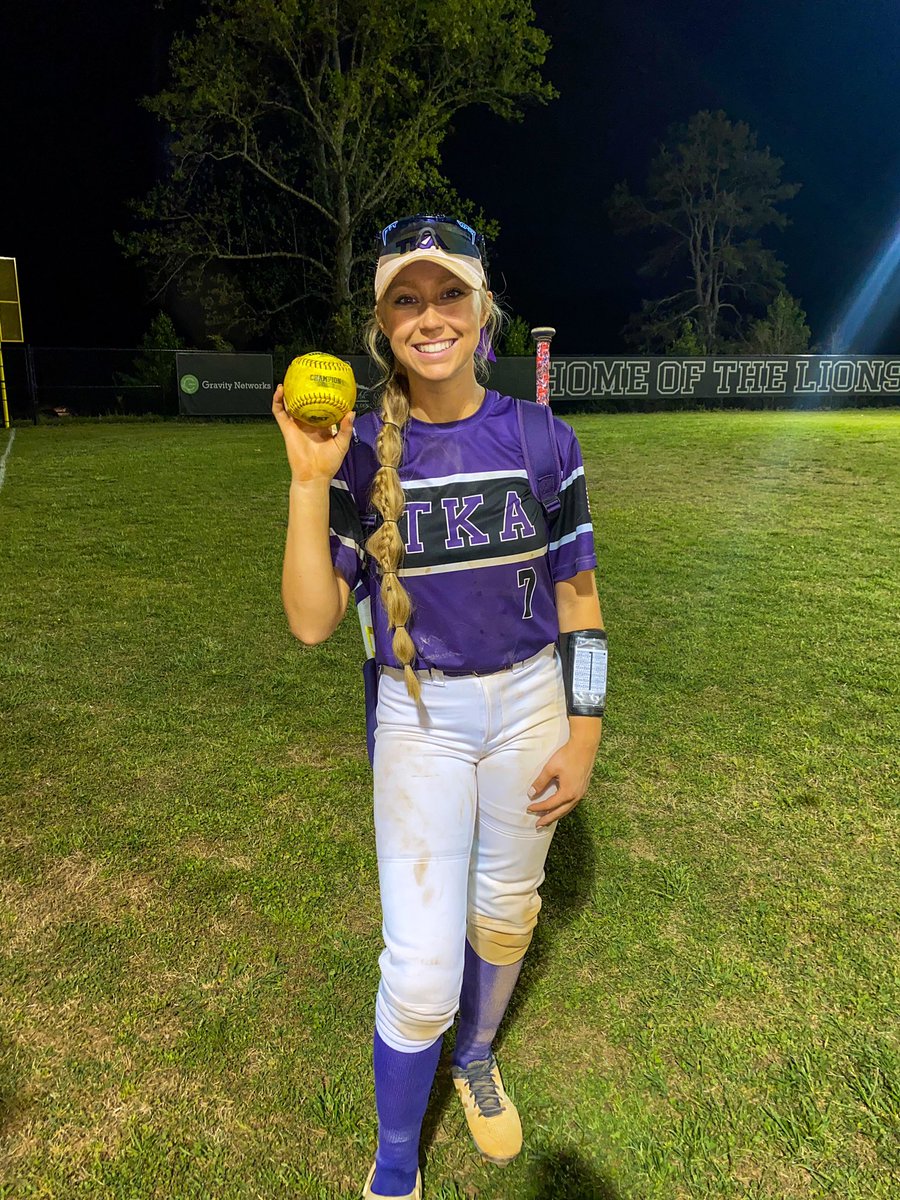 Madisyn Thacker tweet media