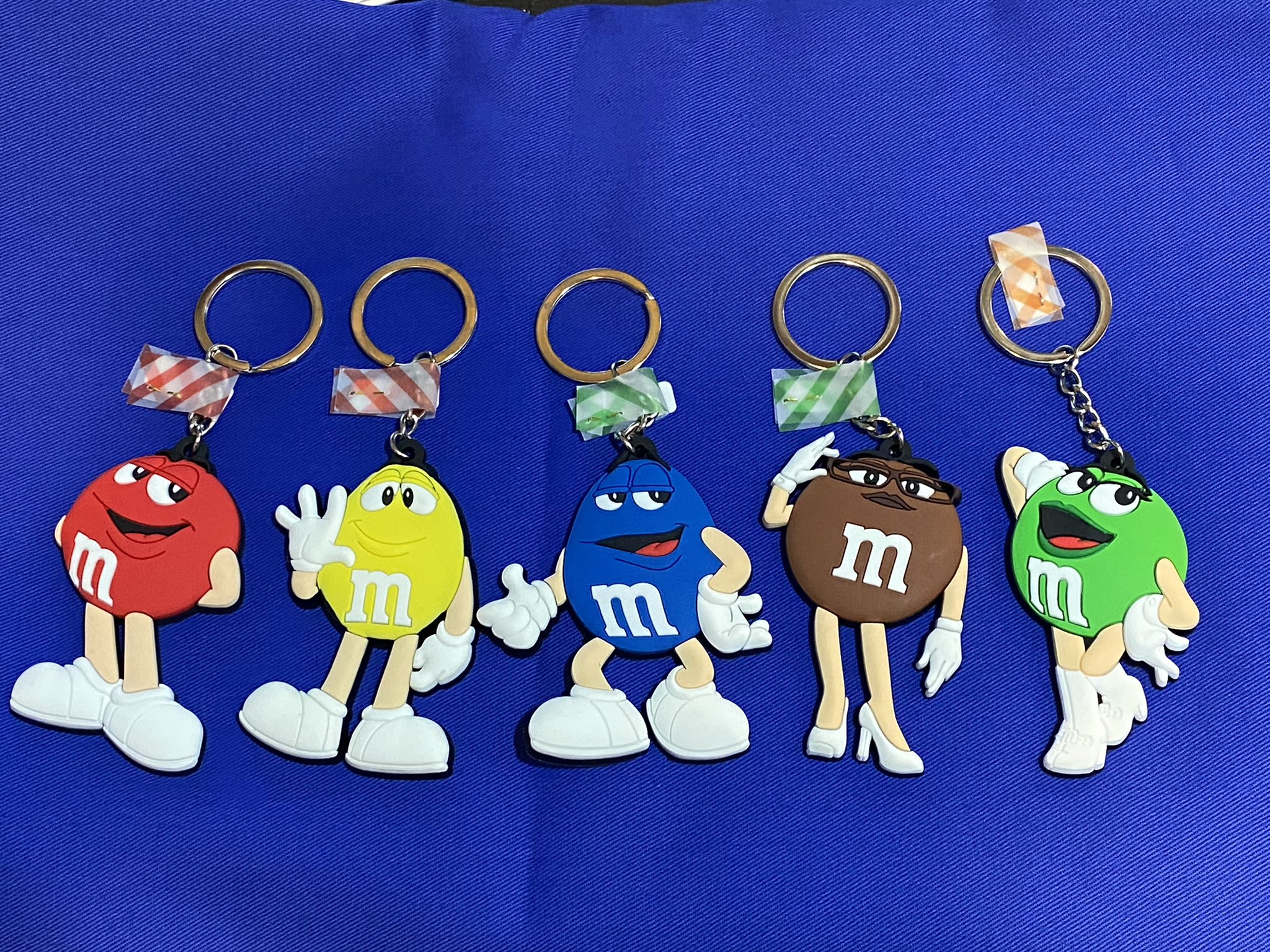 Spark Nara No Twitter 新品 アメキャラのキーチェーンいろいろ入荷しました 人気のm M Sシリーズ 今回初めて茶色の子が入荷 あっ 唯一のハイヒール 1つ 330 税込 です スパークなら キーホルダー キーチェーン アメリカンキャラクター T Co