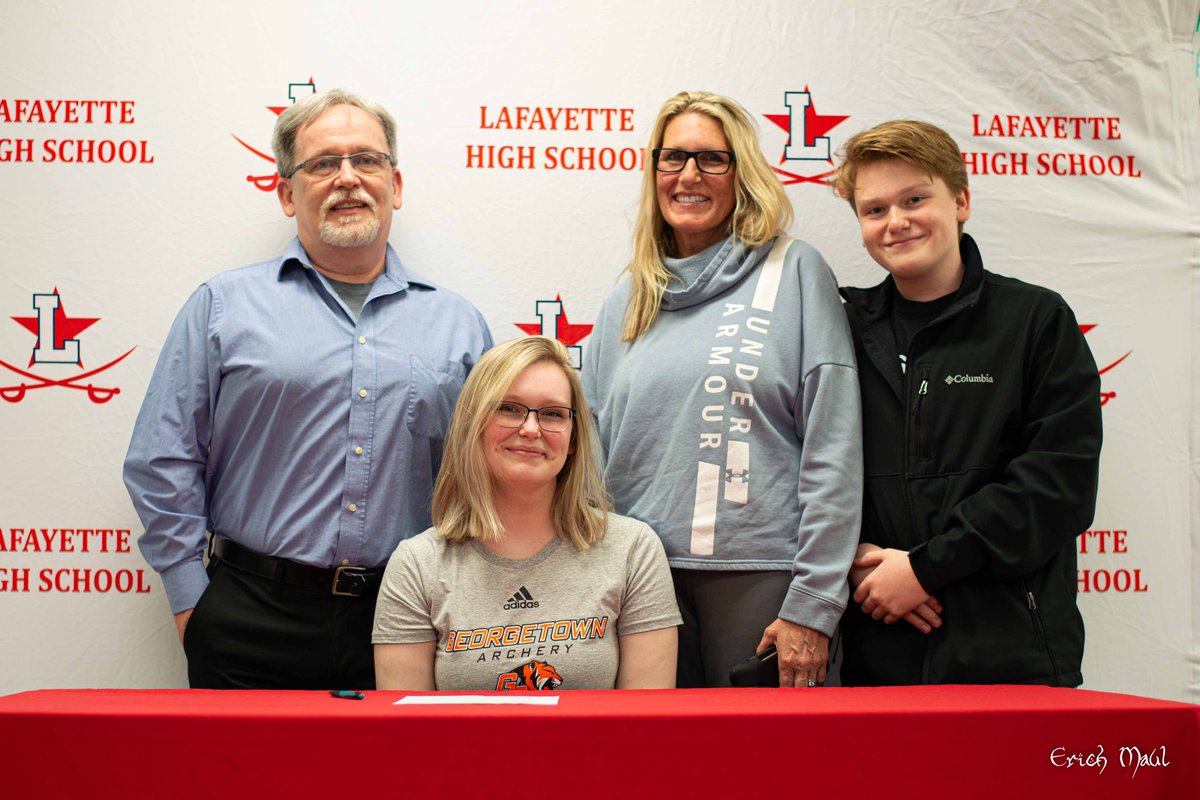 LHS_Archery's tweet photo. 2 of our senior archers have signed to shoot archery with Georgetown College. Congratulations to Danielle Lake and Ally Smith! We are so proud of you and can’t wait to see the great things you do! #generalpride #notdoneyette https://t.co/Jri1KNEdVl