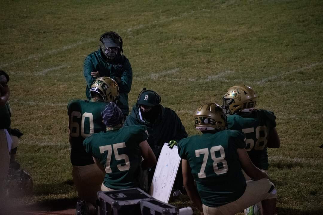 MrsGuzman0903's tweet photo. I have so many memories of you @slayingweights you were a true friend. My favorites Coach is what I would call you. You are a legend and legends live forever. Fly high Woodall Fly high #NFAF https://t.co/xC4YcGp2cw