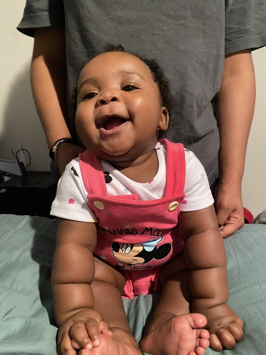 __tlatricee's tweet photo. It’s the rolls for me😂🥰💕 https://t.co/ggPYhffKwa
