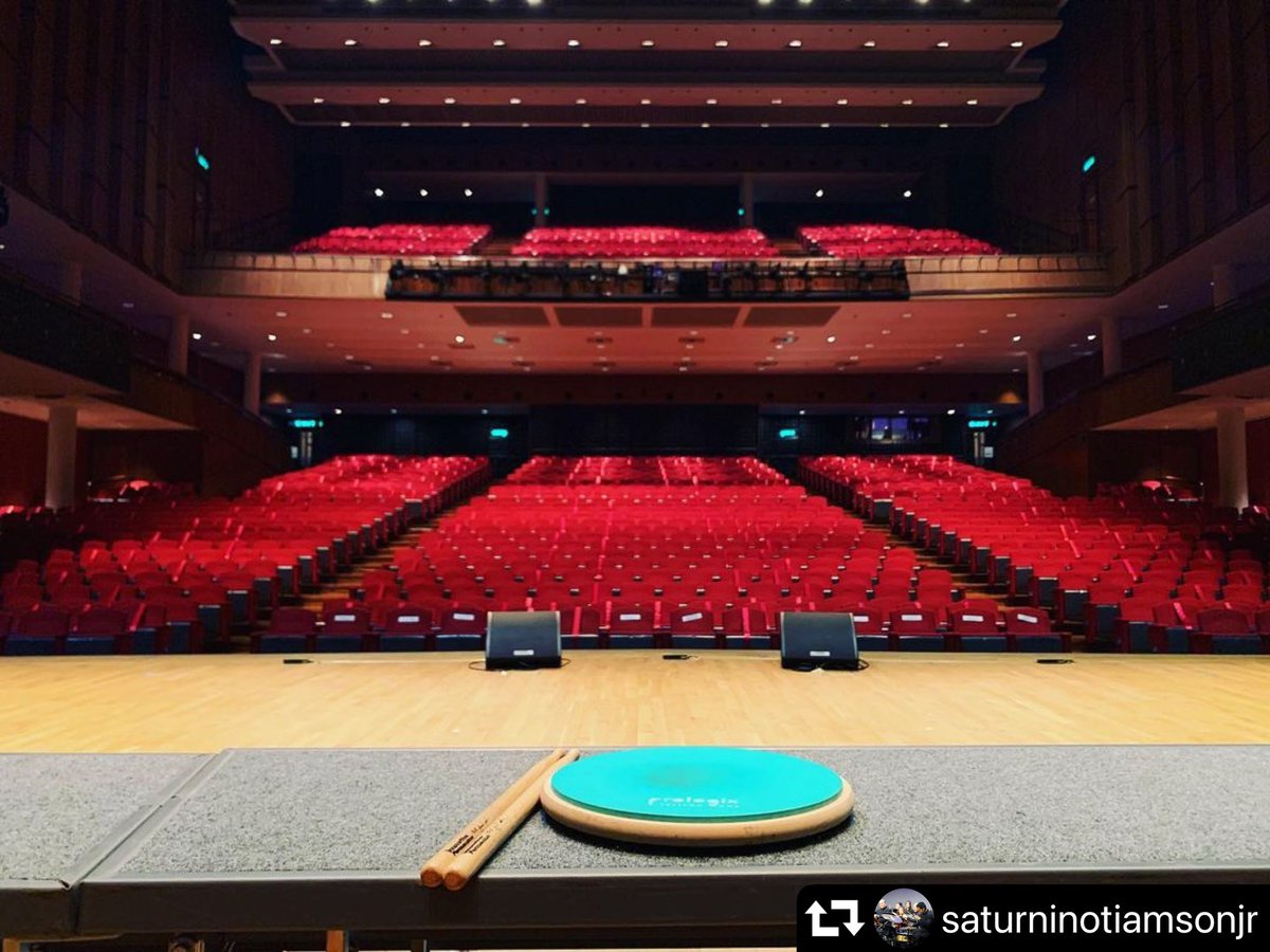 #repost @saturninotiamsonjr
・・・
Let’s warm up! 💪🥁🎶

#drumuphongkong #hongkongcityhall #pinoymusicianabroad #practiceproud #ipfamily <a href="/prologixpads/">Prologix Percussion</a> <a href="/InnovativePerc/">Innovative Percussion</a>