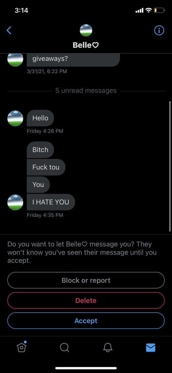 madanqel's tweet photo. exposing @BelleXblah for sending me rude offensive messages! i am a busy person and she called me all these names for not replying to her? i have a life of twitter so how dare you be rude to me and call me names not knowing anything about me!! https://t.co/VY8v8DZDY3