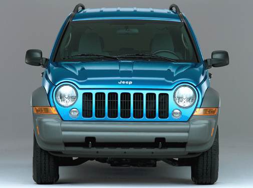 @Pieveco3 Well yes but even the regular body color grilles have the weird lumps on the hood for the headlights and the foglights below the headlights which that one doesn’t have. The whole hood is different also