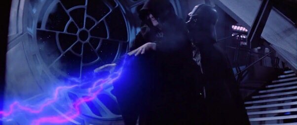 blockbustercast's tweet photo. 4 powerful images that represent what Star Wars means to you. https://t.co/dESjV67daT