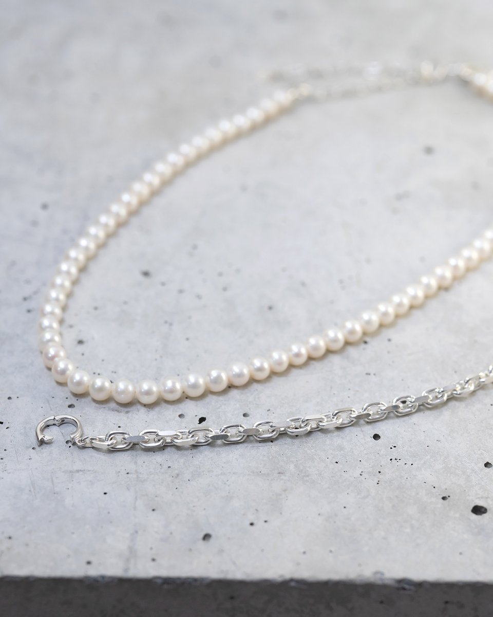 アクセサリーセレクトショップｒｏｌｅ على تويتر Hergo新作パールネックレス Droop Chain Pearl Necklace 太目のsilver 925カットチェーンとパールを組み合わせた変則的パールネックレスです 好きな形で変形させて着用頂けます インパクトもあって おすすめ
