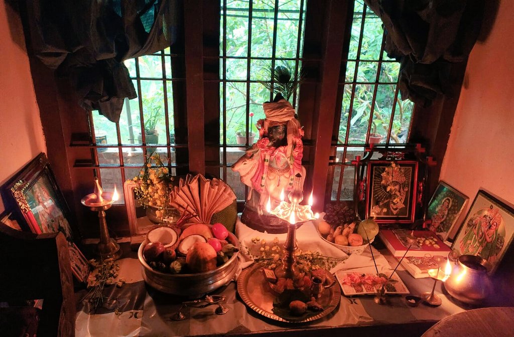 NavyaNa60134572's tweet photo. Happy Vishu my SSRian family   ❤💫 https://t.co/iS3ZGjSmBx