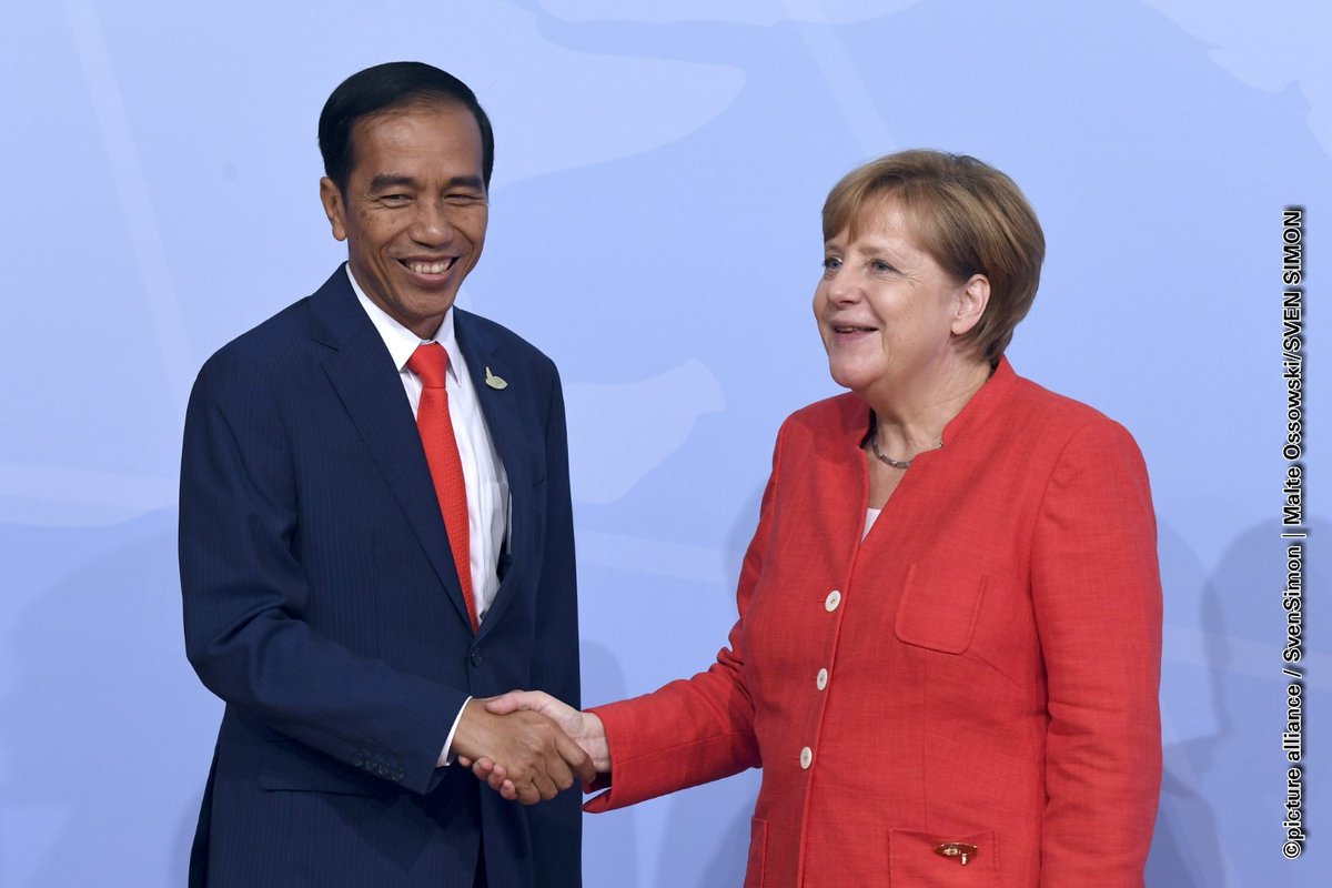 KedubesJerman's tweet photo. Kemarin, pada Hari Selasa, 13 April 2021 terjadi pembicaraan antara Kanselir 🇩🇪 Angela Merkel dengan Presiden 🇮🇩 @jokowi
Silakan baca lebih jelasnya di siara pers. #HM21 #HannoverMesse https://t.co/UmzLsTb5T0