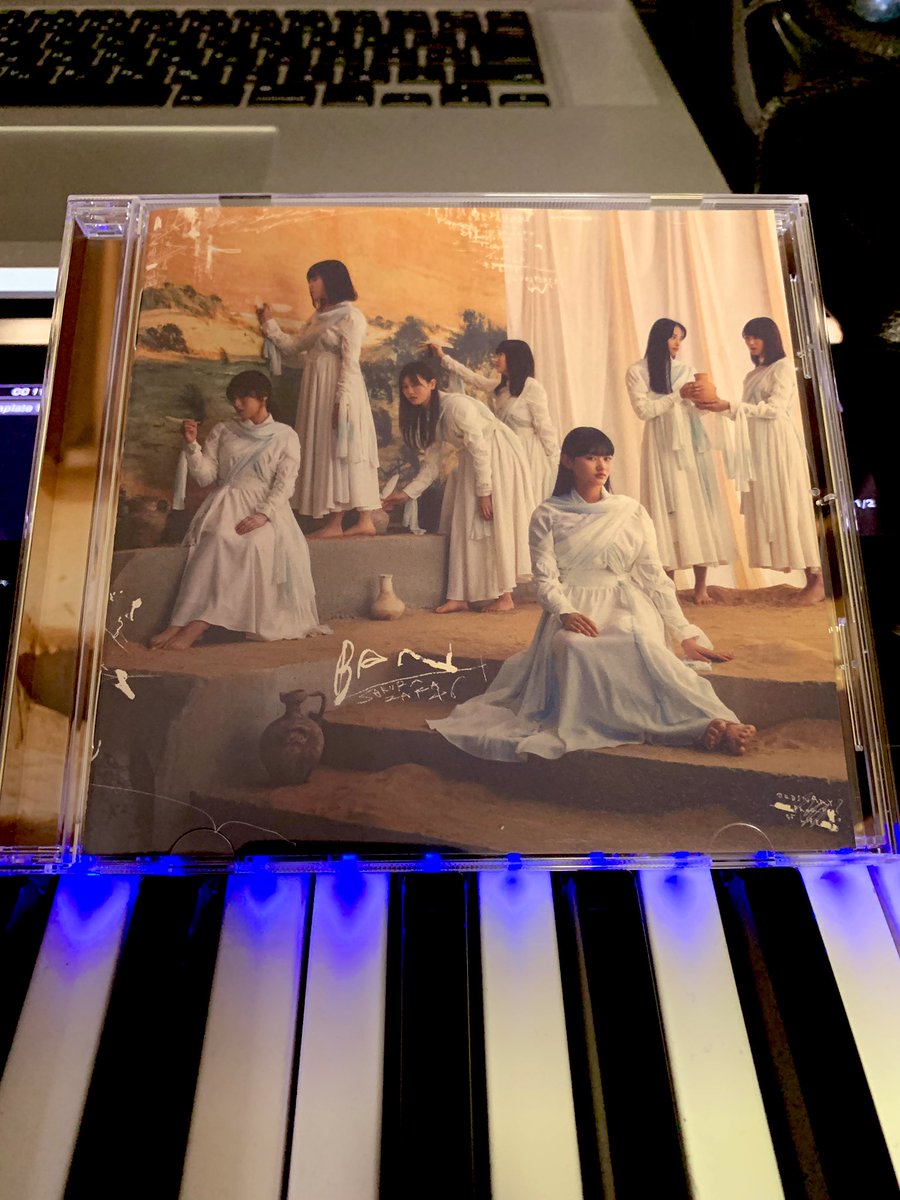 井上トモノリ 井上智徳 On Twitter 本日4 14発売 櫻坂46 2ndシングル Ban の通常盤収録のc W 櫻坂の詩 作曲させて頂きました グループの大事な楽曲に参加させてもらえたことを誇りに思います 是非聴いてみてください いつかコンサートで観れる日を楽しみにし