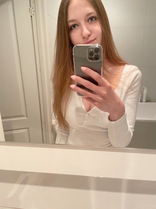 Good Morning 😘 https://t.co/IzV2LtI8KY<a href="/tag/fetish"class="tags"><span>#fetish</span></a><a href="/tag/nswf"class="tags"><span>#nswf</span></a><a href="/tag/pleasureandpain"class="tags"><span>#pleasureandpain</span></a><a href="/tag/kinkyfun"class="tags"><span>#kinkyfun</span></a><a href="/tag/pai"class="tags"><span>#pai</span></a>