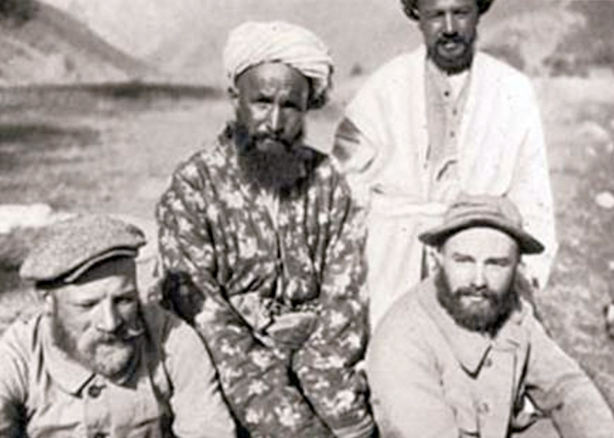 doinggeography's tweet photo. #Orientalism #PostColonialTheory Feel invited to read a reflection on a 1907 #travelogue by explorer Wilhelm #Rickmer-Rickmers to Russian #Turkestan via #SpacesandPractises https://t.co/DgiCmHW4PB @yannth2 @jonathanfryer @tkinias @alcarbon68 @CarlZha @Psych_Doc @The_North_Blood https://t.co/4TZmjkHZID