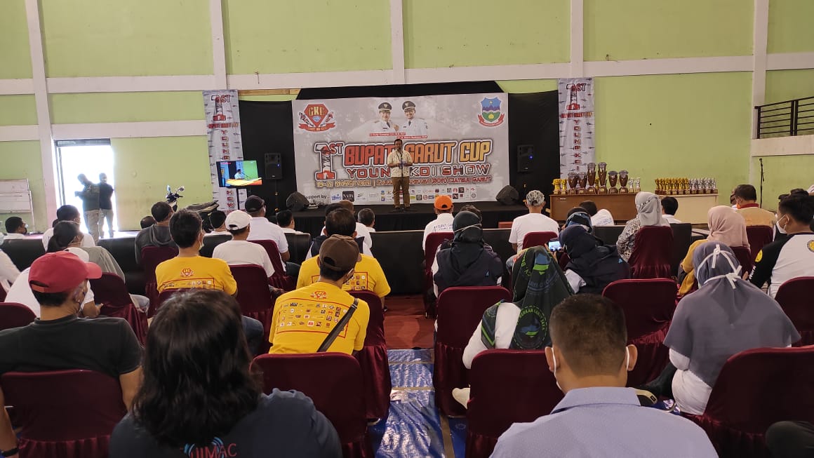 cpprima's tweet image. Telah terselenggara Bupati Garut Cup Young Koi Show 2021 pada tanggal 19-21 Maret 2021
Terdapat lebih dari 1900 ekor Koi dari berbagai daerah di Indonesia yang mengikuti perlombaan pada Koi Show ini. CPPETINDO pun menjadi sponsor sekaligus membuka booth pada event ini.